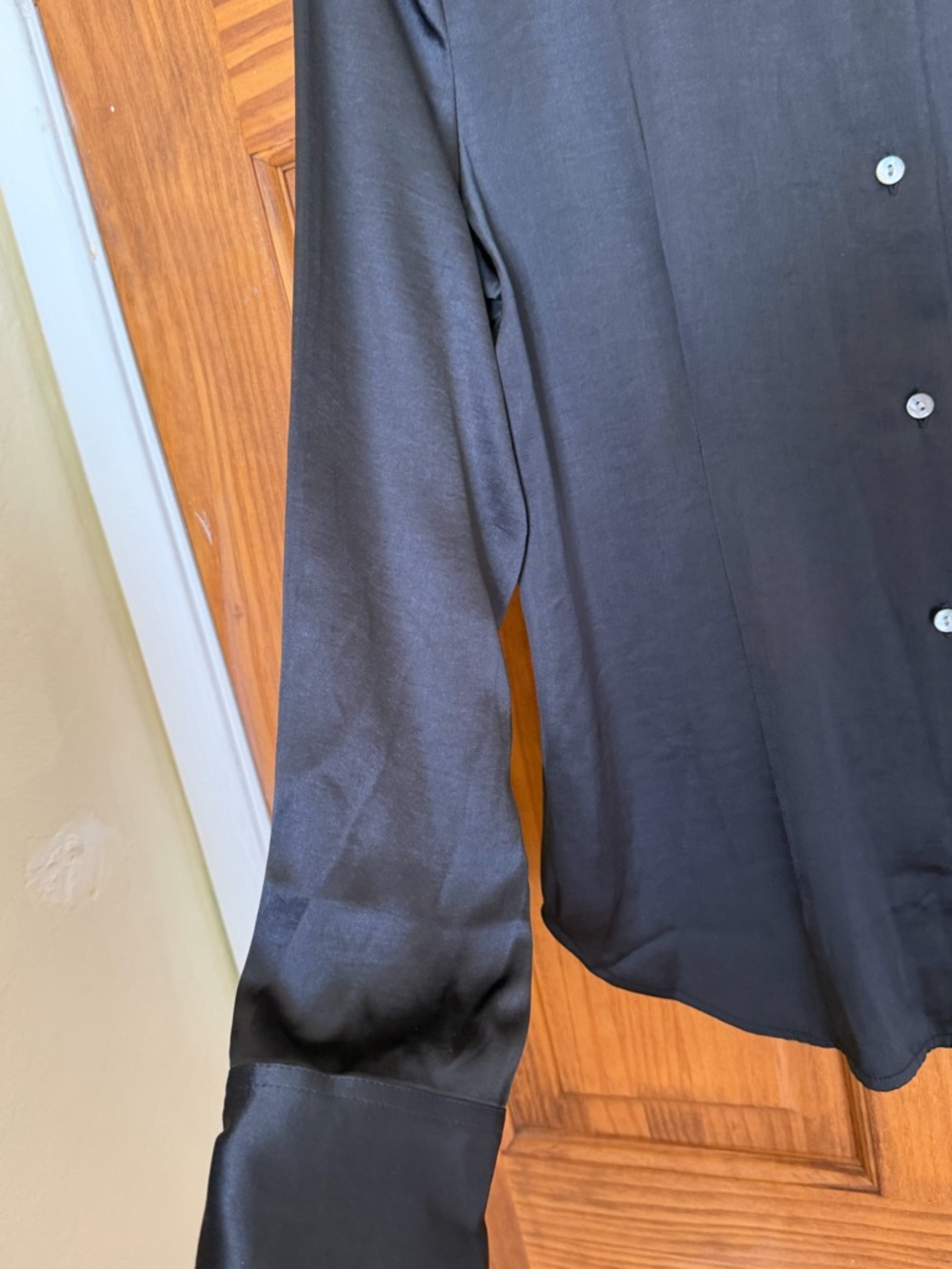Madewell darted Black Satin Button-Down Shirt - Women - Picture 4 of 9